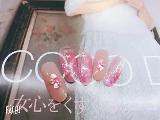 ネイル エ リのネイルデザイン