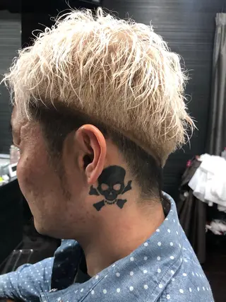 ショート カラー パーマ メンズ VERONIQUE所属・山本 雅由のヘアスタイル