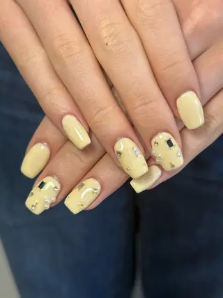 ネイル neouv所属・NEOUV_ mikuのネイルデザイン