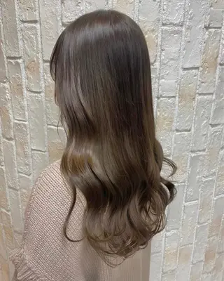 ロング カラー Juri ジュリのヘアスタイル