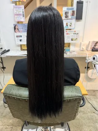 カラー 出崎 風果のヘアスタイル