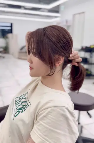 ミディアム カラー ブリーチなし/レイヤ ー特化🌈Tommyのヘアスタイル