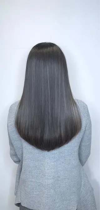 ロング Ameri 新宿所属・新宿/透明感カラー/ 髪質改善/桜良のヘアスタイル