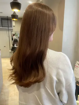 ミディアム カラー 博多/ブリーチ/レイ ヤーカット/莉子のヘアスタイル