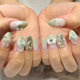 ネイル N port所属・井上 友美のネイルデザイン