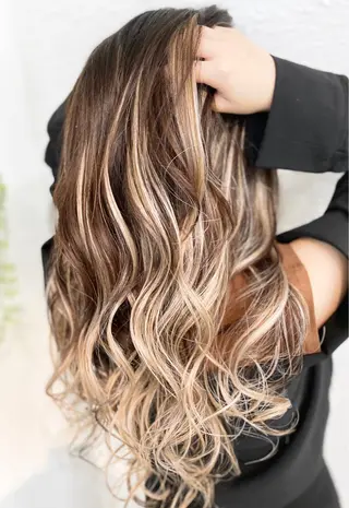 ロング 最高峰の技術力☆ 樋口健人のヘアスタイル