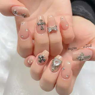 ネイル MoON...❤︎ MeGuのネイルデザイン