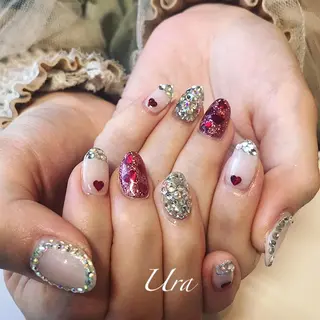 ネイル UrakoNail 《nail》のネイルデザイン