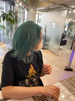 ミディアム カラー BOTTOMS所属・🌸透明感艶 カラー🌸Yuukiのヘアスタイル