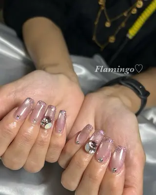 ネイル 40代からの爪に 優しい施術×自爪育成のネイルデザイン