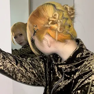 カラー ヘアアレンジ ★デザインカラー ハイトーン ももか★のヘアスタイル