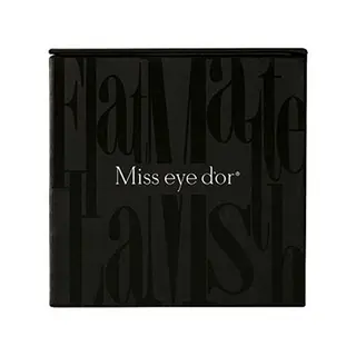 マツエク・マツパ model LUNA BLANCの眉毛・アイブロウイメージ