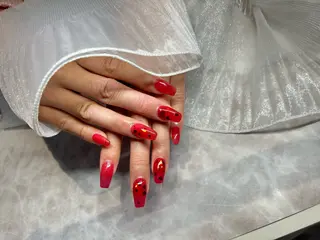 ネイル ネイルグラマラス 西新井店所属・高宮 菜乃のネイルデザイン