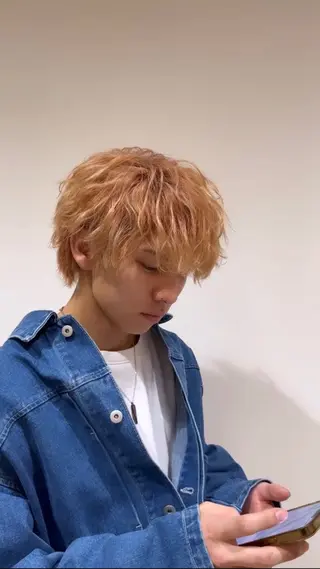 ショート カラー メンズ 髪の修復専門サロン　hair place VIVE所属・KOTA / ハイトーン/髪質改善のヘアスタイル