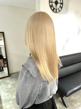 ロング カラー ケアブリーチ/ili 村上佳那多のヘアスタイル