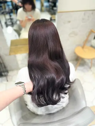 ロング カラー costes 今井芽依のヘアスタイル