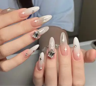 ネイル D-BEAUTY Nailsalonのネイルデザイン