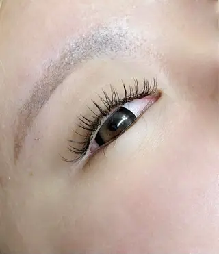 マツエク・マツパ Beauty salon Mee+所属・心斎橋/なんば Mee+のマツエク・マツパデザイン