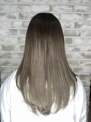 ロング カラー she2.shinjuku所属・takumi Hのヘアスタイル