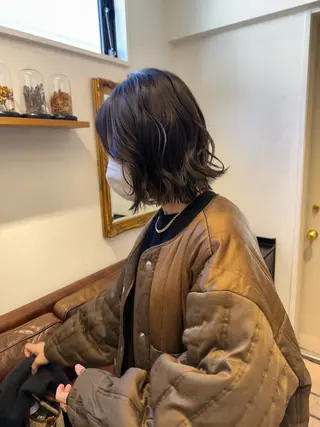 ショート カラー ミルクティー× グレージュMOMOのヘアスタイル