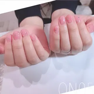 ネイル 園 寛子 （ネイリスト）のネイルデザイン