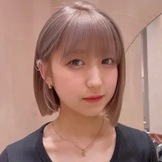 ショート カラー レイヤー/ブリーチ /暖色/ゆきなのヘアスタイル