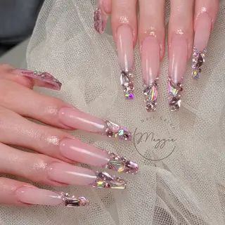 ネイル Maggie Nail🦩のネイルデザイン