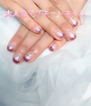 ネイル pink ladyサロン所属・べ にのネイルデザイン