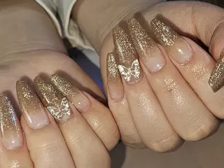 ネイル Y. Reonaのネイルデザイン