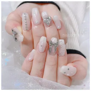 ネイル ＶＩＶＩ nailsalonのネイルデザイン