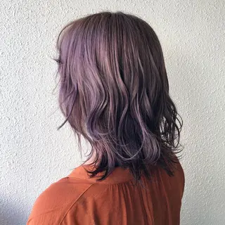 カラー 丸岡 美穂のヘアスタイル