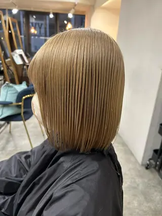 ミディアム カラー HAIR&MAKE.sia所属・心斎橋ボブ 好原良真のヘアスタイル