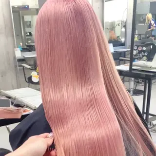 ロング 🩶 ピンクカラー/ ブロンド🩶くるみのヘアスタイル