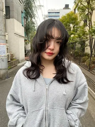 セミロング カラー 村田 りょうやのヘアスタイル