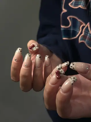 ネイル neouv所属・NEOUV_ mikuのネイルデザイン