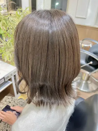 ミディアム 丸山 亜加理のヘアスタイル
