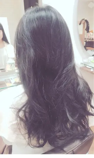 ロング カラー ヘアアレンジ ギフト所属・yoshimi .のヘアスタイル