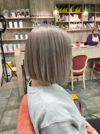 ミディアム カラー ~tie.hair salon所属・Ryoka🌼倉敷/ ハイトーン/レイヤーのヘアスタイル