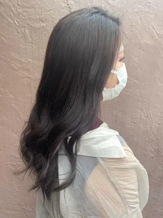 ロング カラー natsumi / N°ariaのヘアスタイル