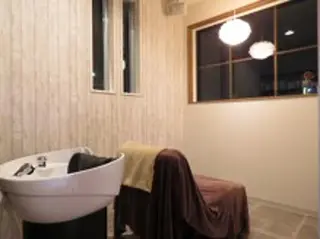 Aruku所属・Aruku  砂川 ももこのヘアスタイル