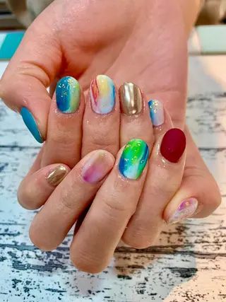 ネイル 高尾 梨花のネイルデザイン