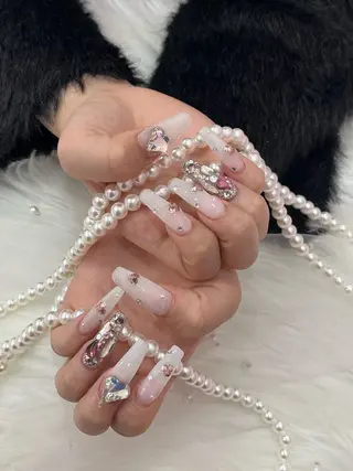 ネイル beautysalon,icy所属・矢野 愛璃のネイルデザイン