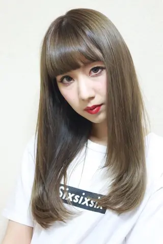 ロング 透明感カラー・ 髪質改善🩵イケダのヘアスタイル