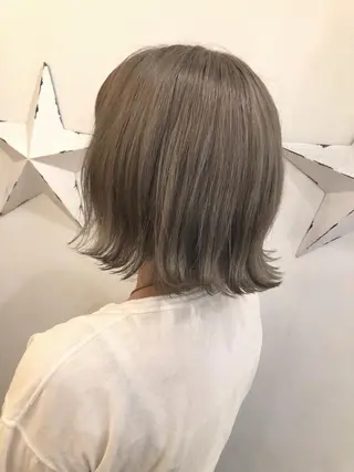 ショート カラー sio.nail&eyebrow salon shimokitazawa2号店所属・nailist mana𖤐´-のネイルデザイン