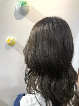 セミロング カラー 🫧tomoka 透明感カラー🫧のヘアスタイル