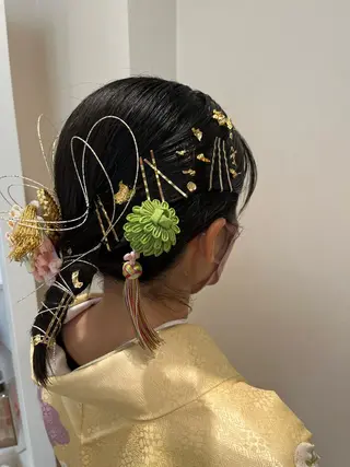 ミディアム ヘアアレンジ サソウ ユリエ🥥のヘアスタイル