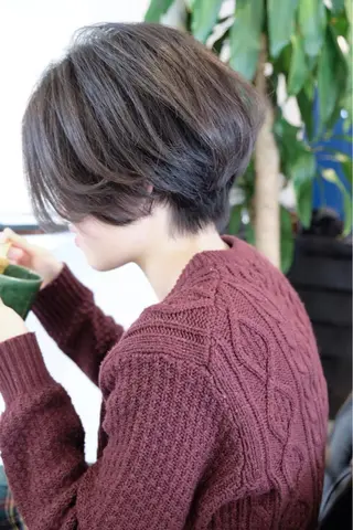 ショート hair & relax hau'oli所属・佐山 眞紀のヘアスタイル
