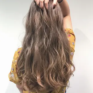 ロング カラー ヘアアレンジ Zina渋谷エリア マネージャShionのヘアスタイル