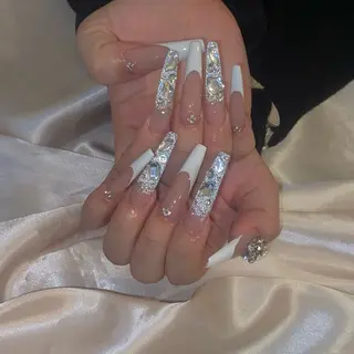 ネイル la vie  Luire所属・la vie Luire ｱｽｶのネイルデザイン