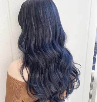 ロング カラー ANKH CROSS 🦋mako🦋のヘアスタイル